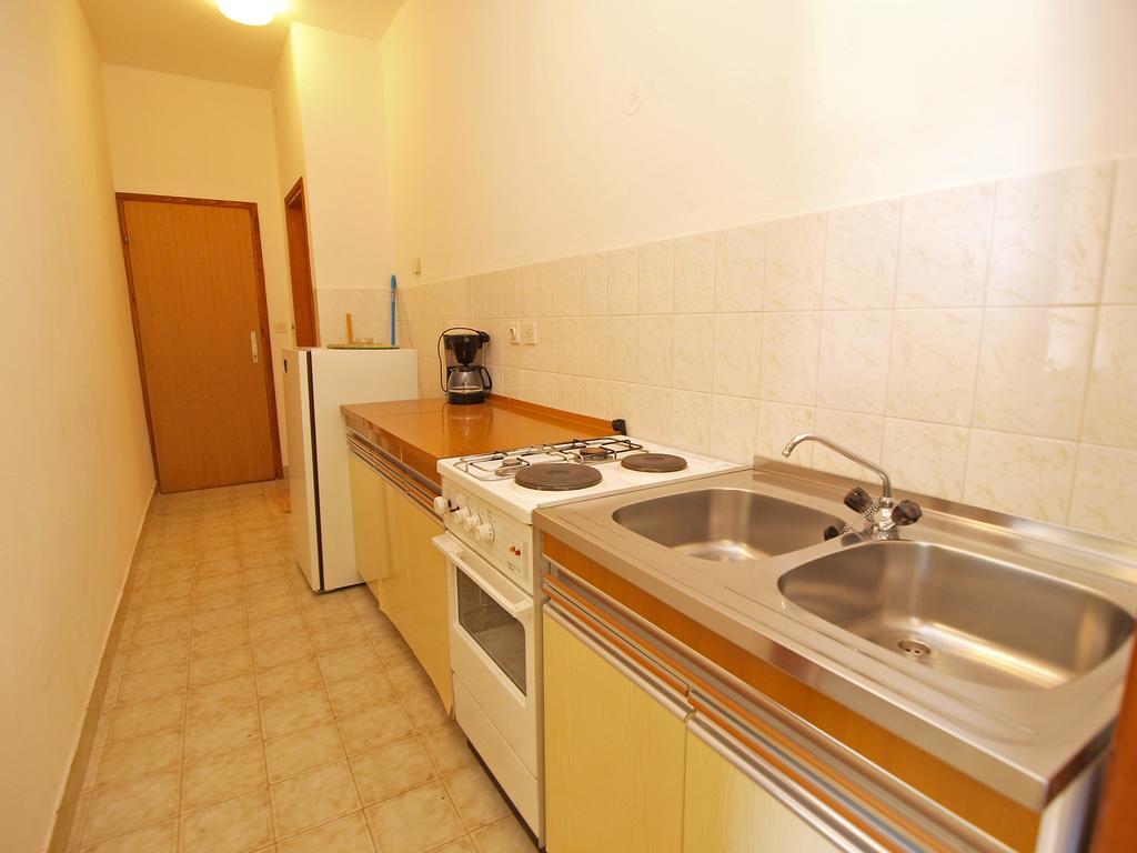 Apartments Jolanda 911 拉巴克 外观 照片